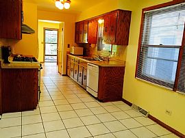 Beautiful Home in Chicago, IL (Photo 4 of 5)