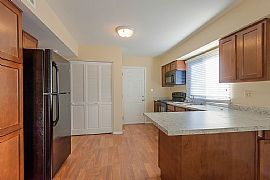 Spacious Home For Rent  in Phoenix, AZ (Photo 5 of 10)