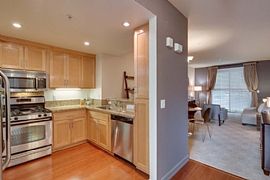 2 Beds 2 Baths 1,073 Sqft in San Francisco, CA (Photo 4 of 6)