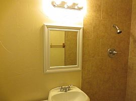  80620updated 3bd/2ba E Plano Home, Yard in Plano, TX (Photo 6 of 7)