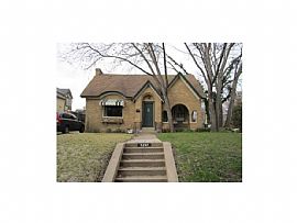 5247mupdated 2bd/1ba Single Story M-Streets Home in Dallas, TX