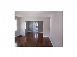 5247mupdated 2bd/1ba Single Story M-Streets Home in Dallas, TX (Photo 5 of 9)