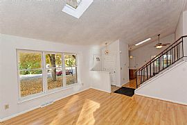 Ideal Contemporary Cedar Sided Split Level Home in Albany, NY (Photo 3 of 6)