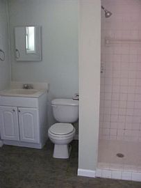  Cute 2/2 in Plant City! in Plant City, FL (Photo 5 of 5)