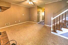  This Impressive 3 Bedroom 2 Bath Home in Louisville, KY (Photo 4 of 6)