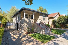 Fully Remodeled Bungalow with 3 Bedrooms, 3 Baths  in Sacramento, CA