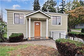 4 Bedroom, 2 Bathroom Home Has Been Tastefully Remodeled in Seattle, WA