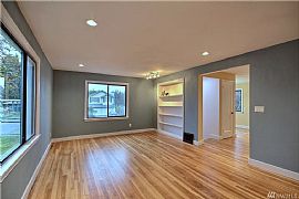 4 Bedroom, 2 Bathroom Home Has Been Tastefully Remodeled in Seattle, WA (Photo 3 of 6)