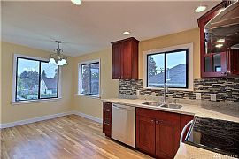 4 Bedroom, 2 Bathroom Home Has Been Tastefully Remodeled in Seattle, WA (Photo 4 of 6)