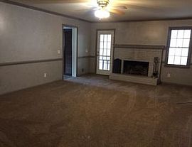 127 Preston Hills Drive in Columbia, SC (Photo 7 of 8)