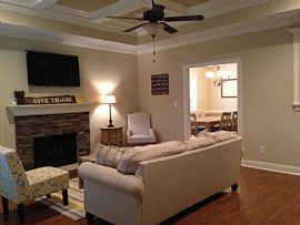 This Less Than 2 Yr Old Home Has All The Extras! in Kathleen, GA (Photo 2 of 4)