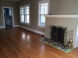 2bedrms 1bat Craftsman Style Home in Alta Vista. Hardwood Floor in San Antonio, TX