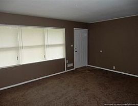 11103 Bristol Terraceamazing Move in Ready Reh.. in Kansas City, MO (Photo 4 of 8)