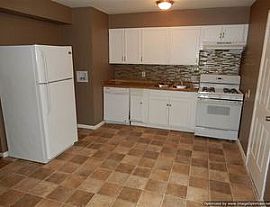 11103 Bristol Terraceamazing Move in Ready Reh.. in Kansas City, MO (Photo 5 of 8)