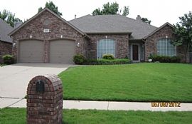  Executive, Updated Full Brick. So Spacious and Beautiful!! in Broken Arrow, OK
