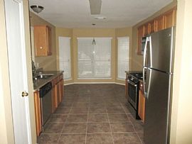  Garden Home Has 3 Bedroom 2 Bath with a Study Or Dining. in Cedar Hill, TX (Photo 3 of 7)