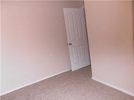 New Lower Price! Beautiful Title Throuhout!! in El Paso, TX (Photo 2 of 5)