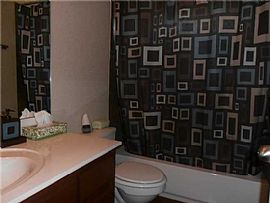 New Lower Price! Beautiful Title Throuhout!! in El Paso, TX (Photo 3 of 5)