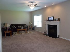 9243 Garrett Lake Dining Room ., $600 in Midland, GA (Photo 3 of 9)