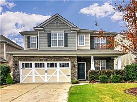 Amazing 2 Story Home in a Great Location! in Charlotte, NC