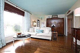 Don'T Miss This Lovely, Updated Brick Ranch!  in Louisville, KY (Photo 3 of 7)