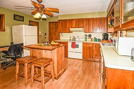 Bright and Airy 3 Bedroom 2 Full Bath Spacious Ranch in Blairstown, NJ (Photo 2 of 8)
