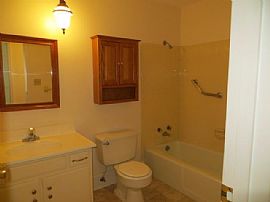 Brick Ranch with Walkout Basement Has Entry. in Frankfort, KY (Photo 4 of 6)