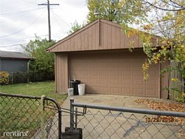 Must See This 3 Bedroom Brick Home with a Basement in Warren, MI (Photo 2 of 6)