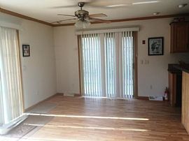 Quiet and Clean 2 Bedroom, 2 Full Bath in Bomoseen, VT (Photo 5 of 6)