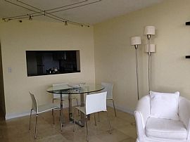 2 Bed 2 Baths#1708, High Floor 2/2 in Miami Beach, FL (Photo 2 of 7)