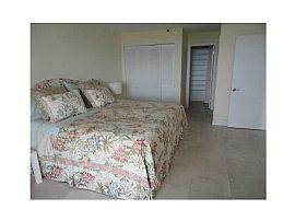 2 Bed 2 Baths#1708, High Floor 2/2 in Miami Beach, FL (Photo 3 of 7)