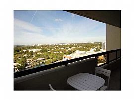 2 Bed 2 Baths#1708, High Floor 2/2 in Miami Beach, FL (Photo 6 of 7)