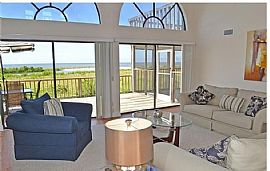 Beachfront - Sunsets, Spectacular Gulf Views, Peaceful, Spaciou in Fort Myers, FL