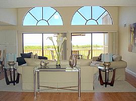 Beachfront - Sunsets, Spectacular Gulf Views, Peaceful, Spaciou in Fort Myers, FL (Photo 3 of 11)