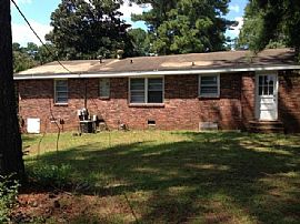 424 Stirlington Rd Columbia  , $500  in Columbia, SC (Photo 2 of 10)