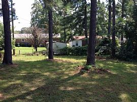 424 Stirlington Rd Columbia  , $500  in Columbia, SC (Photo 3 of 10)