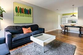 House For Rent!! in Overland Park, KS (Photo 3 of 8)