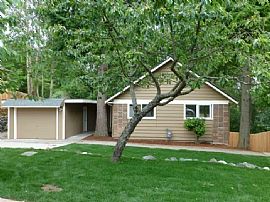 Cozy Rambler Style Home  in Seattle, WA
