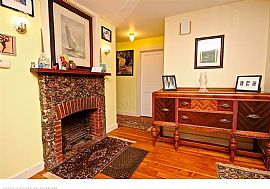 2bd/2ba Partially Furnished House For Ren in South Portland, ME (Photo 9 of 9)
