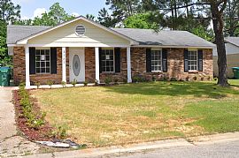 2707 Samuel St in Gulfport, MS