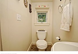 2707 Samuel St in Gulfport, MS (Photo 2 of 7)