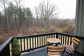 This Contemporary 3bed 3bath Ranch  in Albany, NY (Photo 4 of 6)