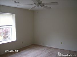  Beautiful Brick Front, 3 Br 2 Ba Ranch Style Home in Franklin  in Indianapolis, IN (Photo 4 of 4)