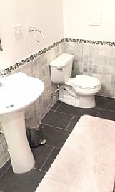  Sparkling, Sun-Filled Home Tastefully Updated to Compliment To in Washington, DC (Photo 5 of 5)