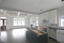 Single-Family Home For Rent in Margate City, NJ (Photo 5 of 6)