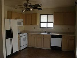 Adorable 3-Bedroom Home in Convenient West Side Location By Coo in Albuquerque, NM (Photo 2 of 5)