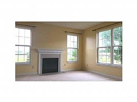  This Spacious, Renovated 3 Bedroom 2 Bathroom 2, 552 Sq Ft Hom in Sheridan, IN