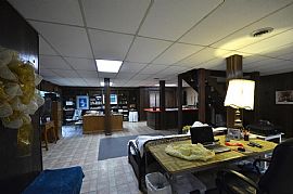 This Home Has a Formal Living and Dining Room in Rockwood, TN (Photo 7 of 11)