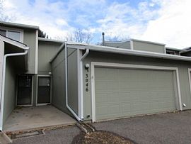 This Lovely Townhome Is The Perfect Place to Call Home with Neu in Aurora, CO