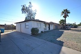This Cozy 3 Bedroom, 1.75 Bath Home Is Ready to Become Yours in Phoenix, AZ (Photo 11 of 12)